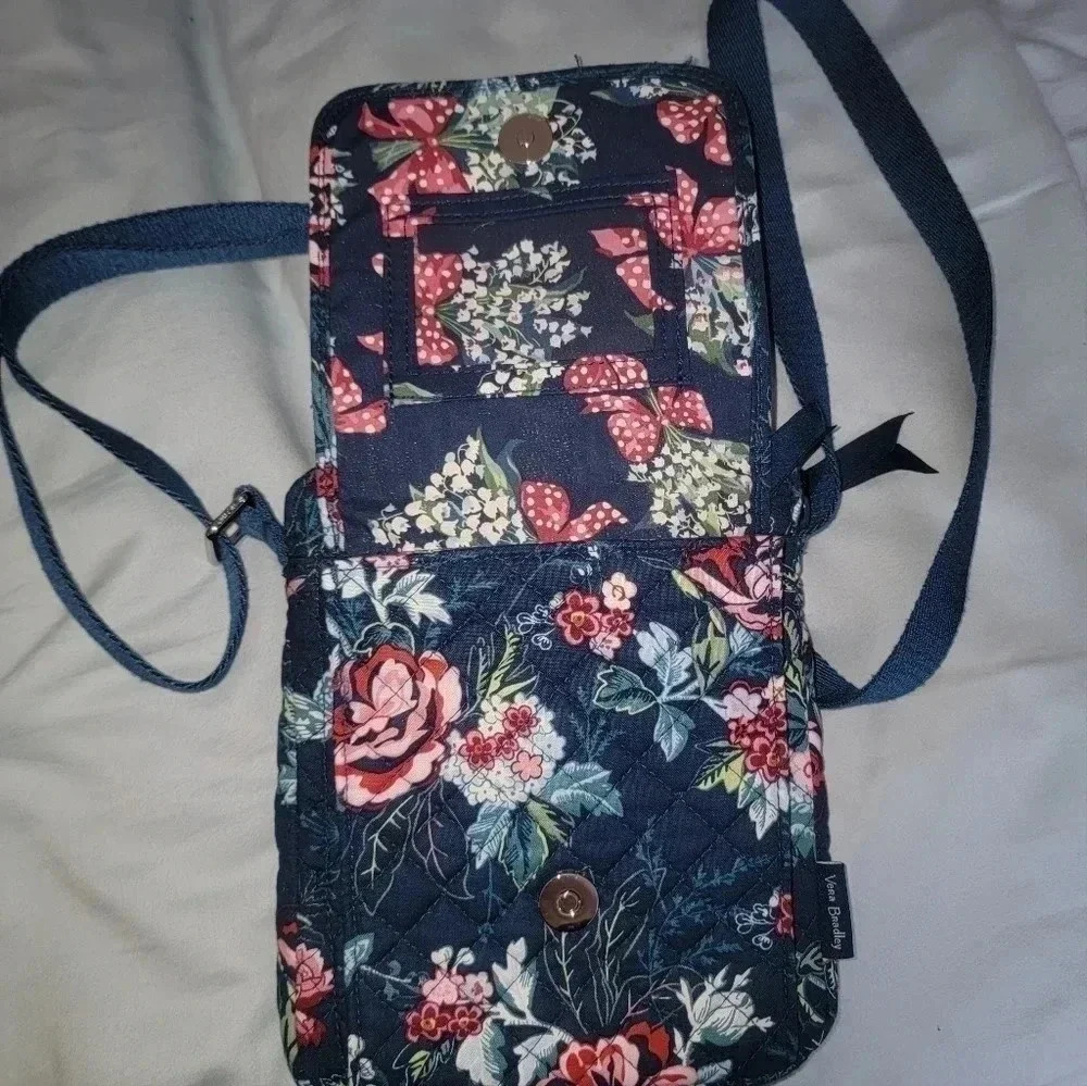 VERA Bradley purse - Picture 9 of 14